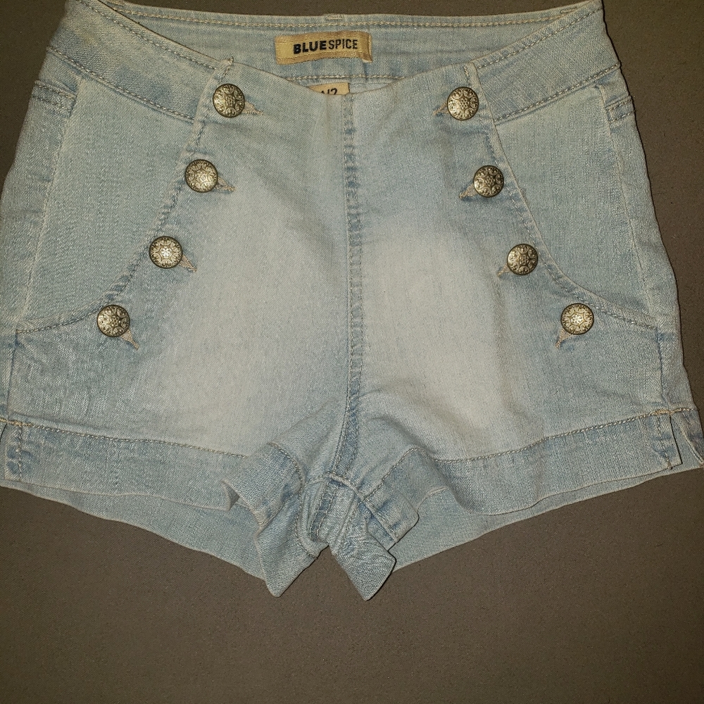 High waist light wash denim shorts